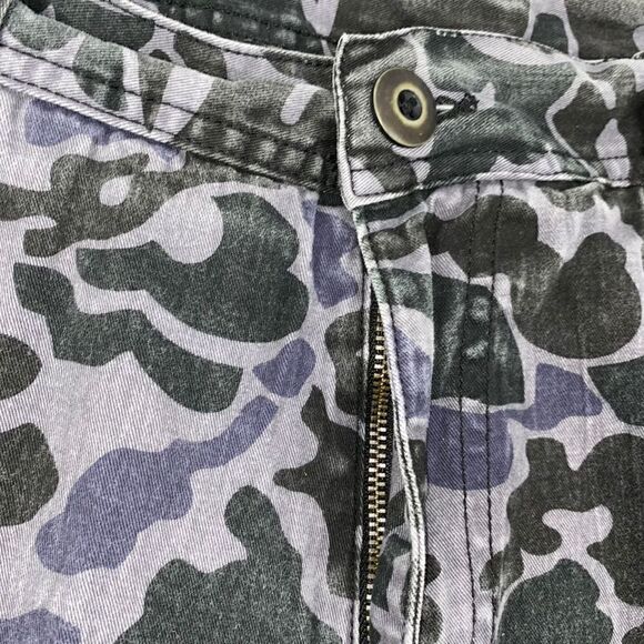 Foot locker 100% cotton faded camo print chino shorts sz 32 men - Picture 2 of 6